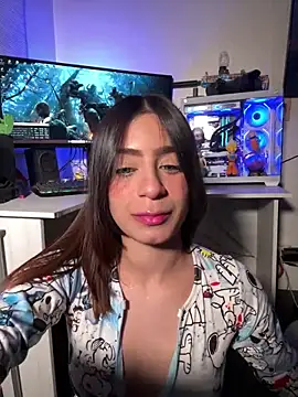 Snapshot of samantha_evans2 chatting on 03.23.25 samantha evans2 online show from 03.23.25