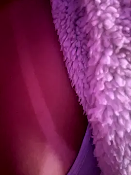 Snapshot of samantha_evans2 chatting on 09.12.25 samantha evans2 online show from 09.12.25