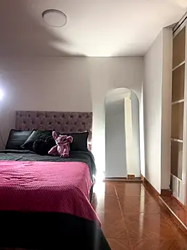 Snapshot of samantha_evans2 chatting on 11.08.25 samantha evans2 online show from 11.08.25