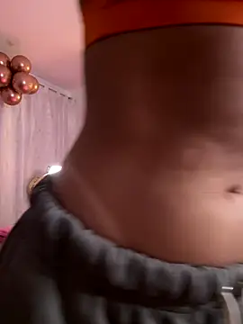 Snapshot of samantha_evans2 chatting on 11.30.25 samantha evans2 online show from 11.30.25