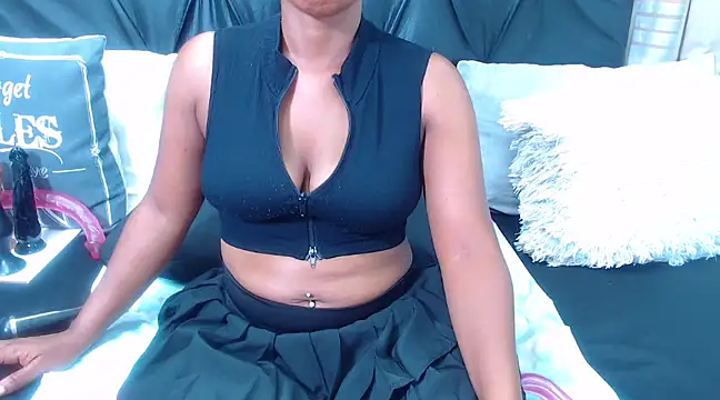 spicydiver38 online show from 02.01.25