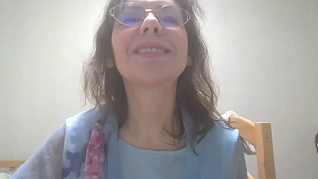 HollyJewel online show from 01.21.25