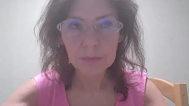 HollyJewel online show from 02.05.25