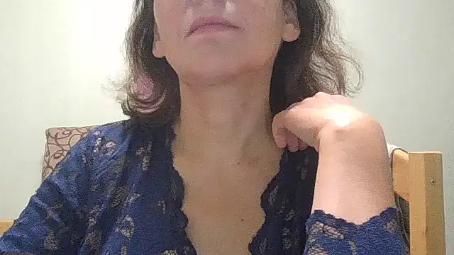 HollyJewel online show from 10.27.25