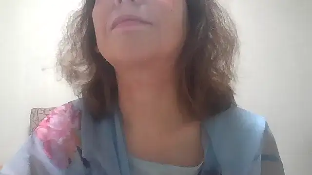 HollyJewel online show from 11.04.25