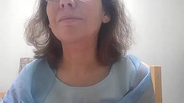 HollyJewel online show from 11.06.25