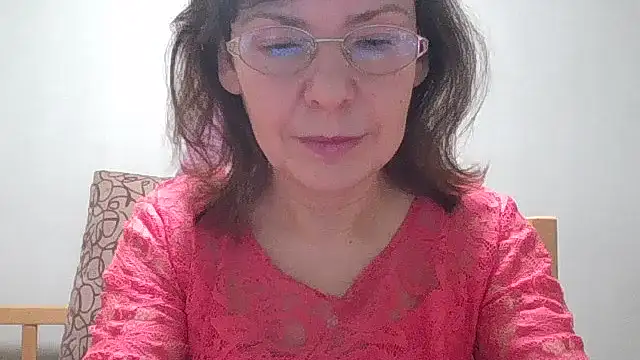 HollyJewel online show from 01.05.26