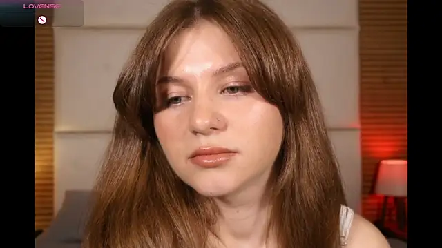 Snapshot of AliceBellamy chatting on 04.06.26 AliceBellamy online show from 04.06.26