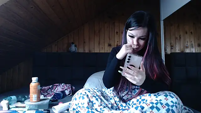 BoeseMoni1998 online show from 11.07.25