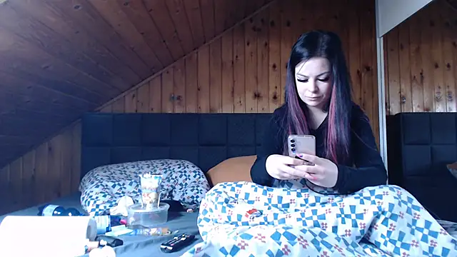 BoeseMoni1998 online show from 11.30.25