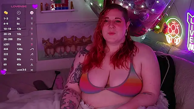 Snapshot of opalreigning chatting on 02.26.26 opalreigning online show from 02.26.26