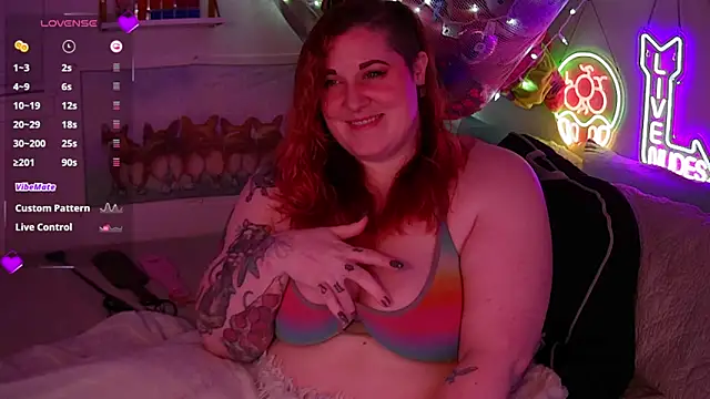 Snapshot of opalreigning chatting on 03.04.26 opalreigning online show from 03.04.26