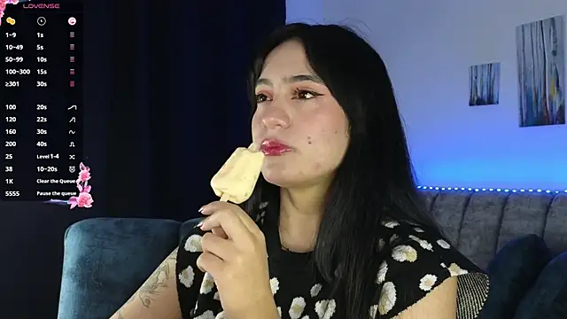 ZaraDames  online show from 11.06.25