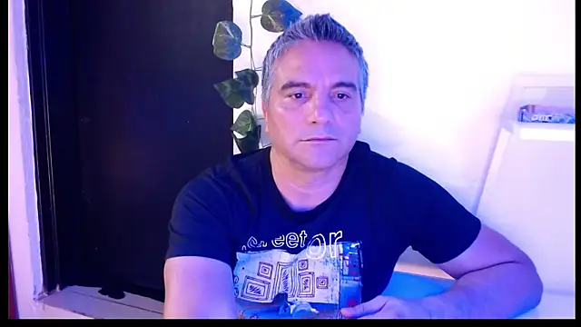 golden punisher online show from 02.05.25