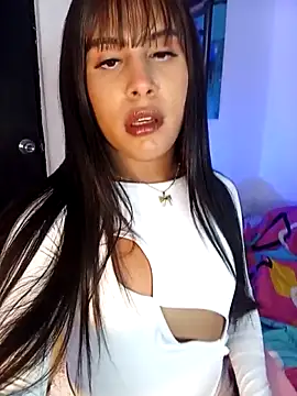 Snapshot of LittleEmmaa chatting on 02.03.26 LittleEmmaa online show from 02.03.26