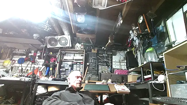 mrwinsalot88 online show from 10.16.25