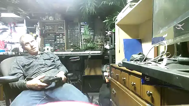 mrwinsalot88 online show from 10.27.25