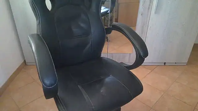 Snapshot of cocco1980xxxx chatting on 10.24.25 cocco1980xxxx online show from 10.24.25