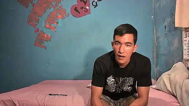 Snapshot of Sweetiefoxxx chatting on 01.11.25 Sweetiefoxxx online show from 01.11.25