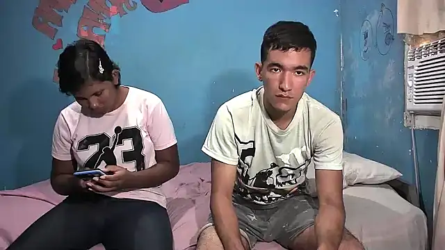 Snapshot of Sweetiefoxxx chatting on 01.26.25 Sweetiefoxxx online show from 01.26.25