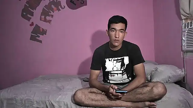 Snapshot of Sweetiefoxxx chatting on 02.28.25 Sweetiefoxxx online show from 02.28.25