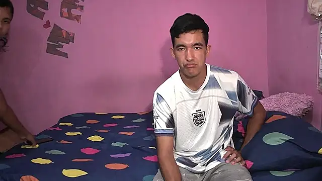 Snapshot of Sweetiefoxxx chatting on 09.25.25 Sweetiefoxxx online show from 09.25.25