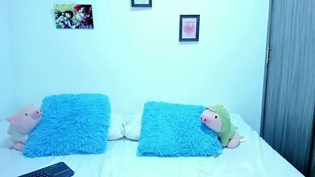 Snapshot of Agataowens chatting on 10.24.25 Agataowens online show from 10.24.25