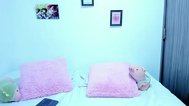 Snapshot of Agataowens chatting on 11.06.25 Agataowens online show from 11.06.25