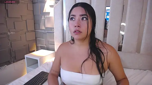 Susy thomson online show from 04.16.26