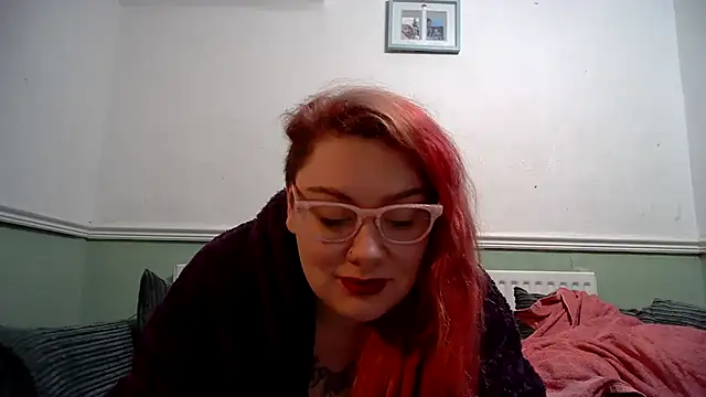 Bustycurves online show from 02.08.25