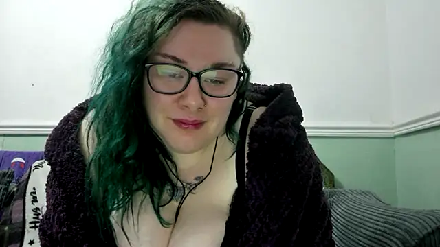 Bustycurves online show from 03.14.25