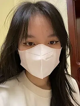 Snapshot of minmin2kk5 chatting on 02.11.25 minmin2kk5 online show from 02.11.25