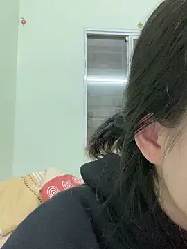 Snapshot of minmin2kk5 chatting on 02.27.25 minmin2kk5 online show from 02.27.25