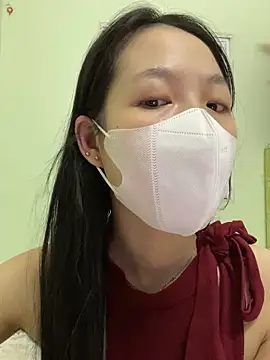 Snapshot of minmin2kk5 chatting on 09.30.25 minmin2kk5 online show from 09.30.25