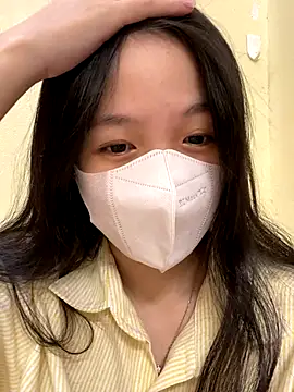 Snapshot of minmin2kk5 chatting on 10.04.25 minmin2kk5 online show from 10.04.25