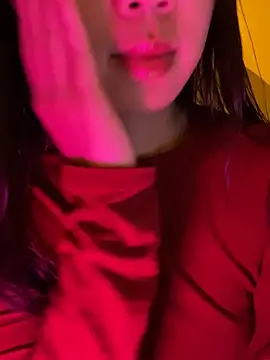 Snapshot of minmin2kk5 chatting on 11.06.25 minmin2kk5 online show from 11.06.25