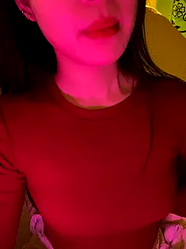 Snapshot of minmin2kk5 chatting on 11.08.25 minmin2kk5 online show from 11.08.25