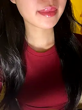 Snapshot of minmin2kk5 chatting on 11.10.25 minmin2kk5 online show from 11.10.25