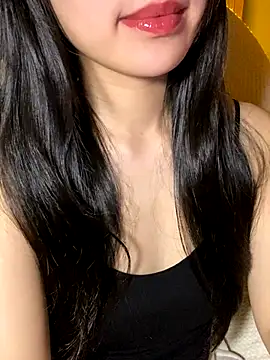 Snapshot of minmin2kk5 chatting on 11.13.25 minmin2kk5 online show from 11.13.25