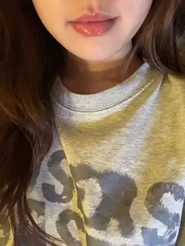 minmin2kk5 online show from 06.13.26