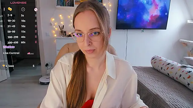 violet blue eyes online show from 02.06.26