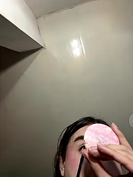 saracaball  online show from 11.01.25