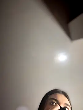 saracaball  online show from 12.04.25