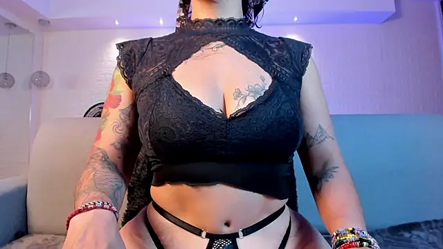 violet scott online show from 02.06.25