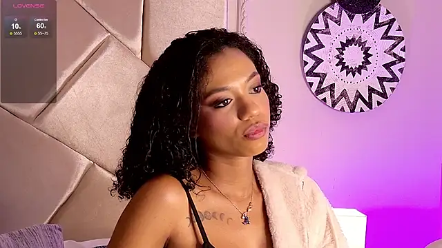 Nahomi King online show from 02.19.26