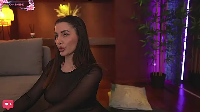 JustinneJade online show from 03.10.25