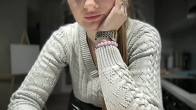 Snapshot of Viola_sweet chatting on 01.23.25 Viola sweet online show from 01.23.25