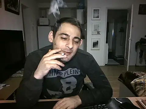 Snapshot of mihaimichael chatting on 06.17.26 mihaimichael online show from 06.17.26