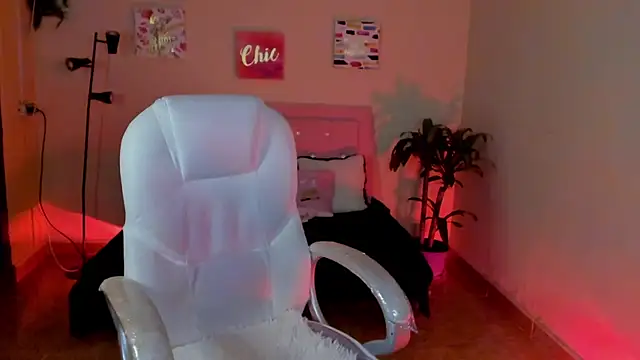 keyla roberts777 online show from 02.15.25