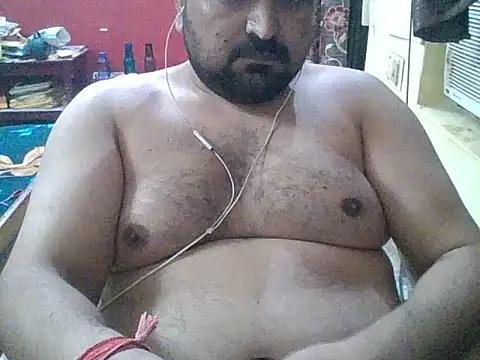 ARYANAVAILABLE online show from 10.28.25